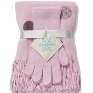 New York and Company Scarf Set